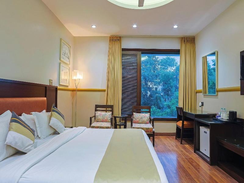Amber Inn By Orion Hotels image
