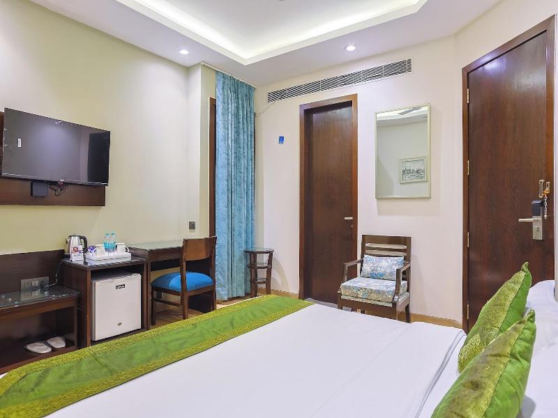 Amber Inn By Orion Hotels image