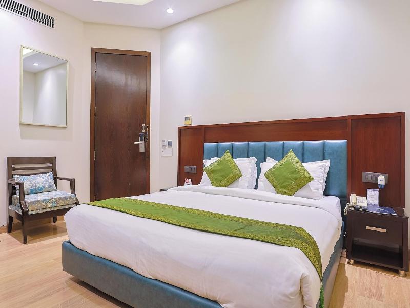 Amber Inn By Orion Hotels image