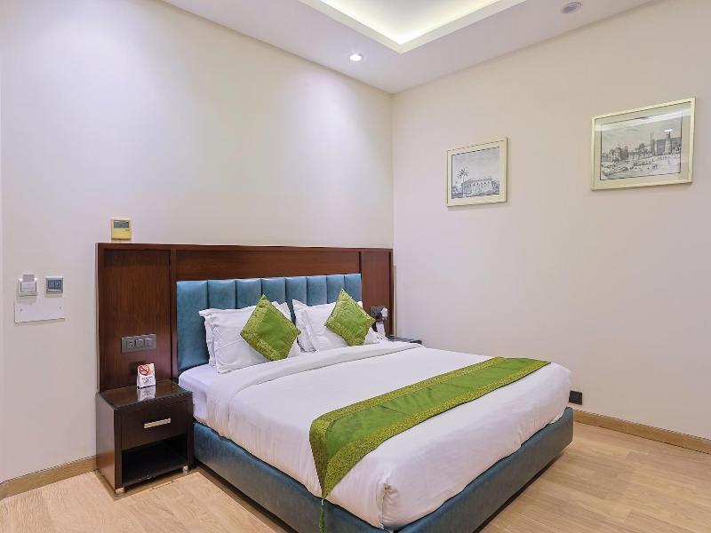 Amber Inn By Orion Hotels image