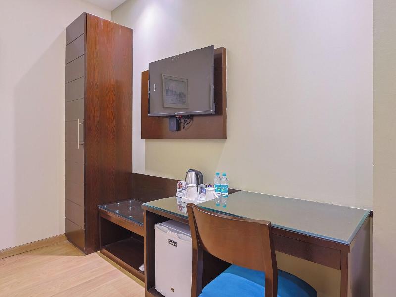 Amber Inn By Orion Hotels image