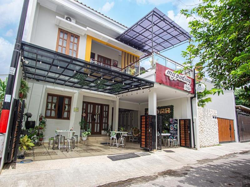 Bisma Balcony Homestay By Zuzu image