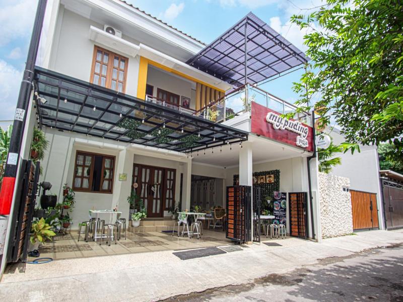 Bisma Balcony Homestay By Zuzu image