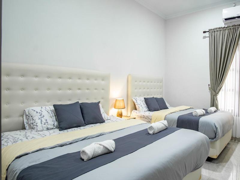 Bisma Balcony Homestay By Zuzu image