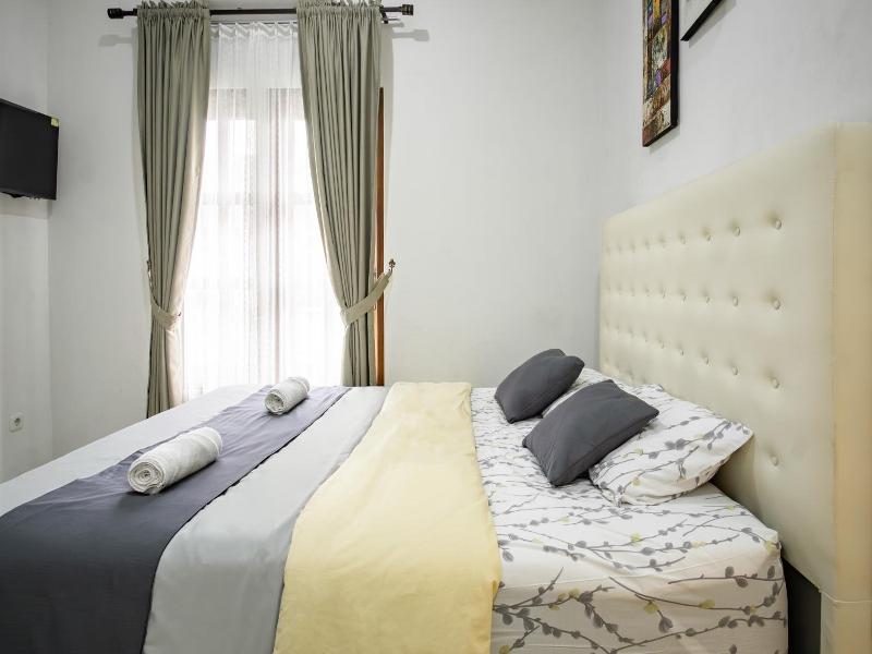 Bisma Balcony Homestay By Zuzu image