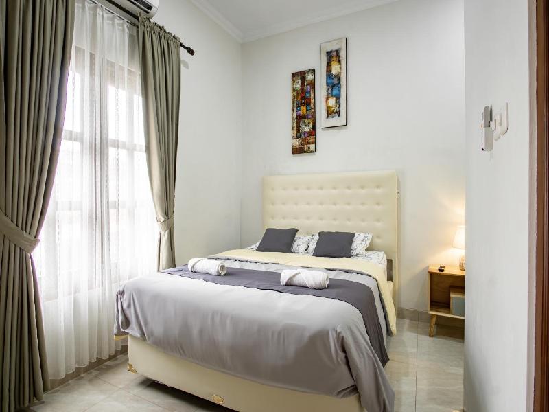 Bisma Balcony Homestay By Zuzu image
