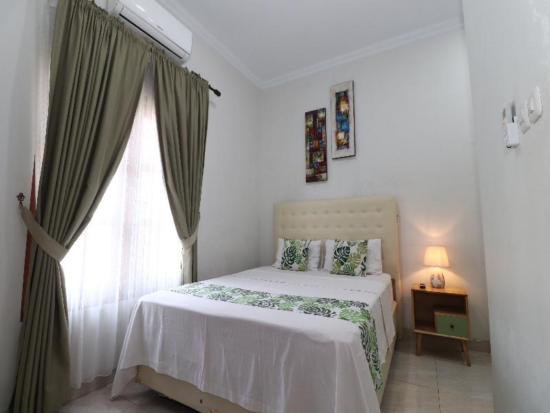 Bisma Balcony Homestay By Zuzu image