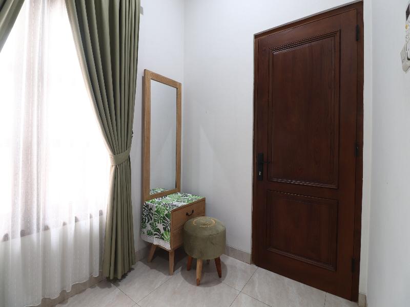 Bisma Balcony Homestay By Zuzu image
