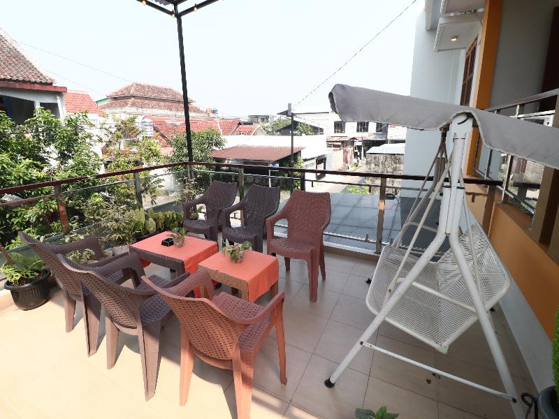 Bisma Balcony Homestay By Zuzu image