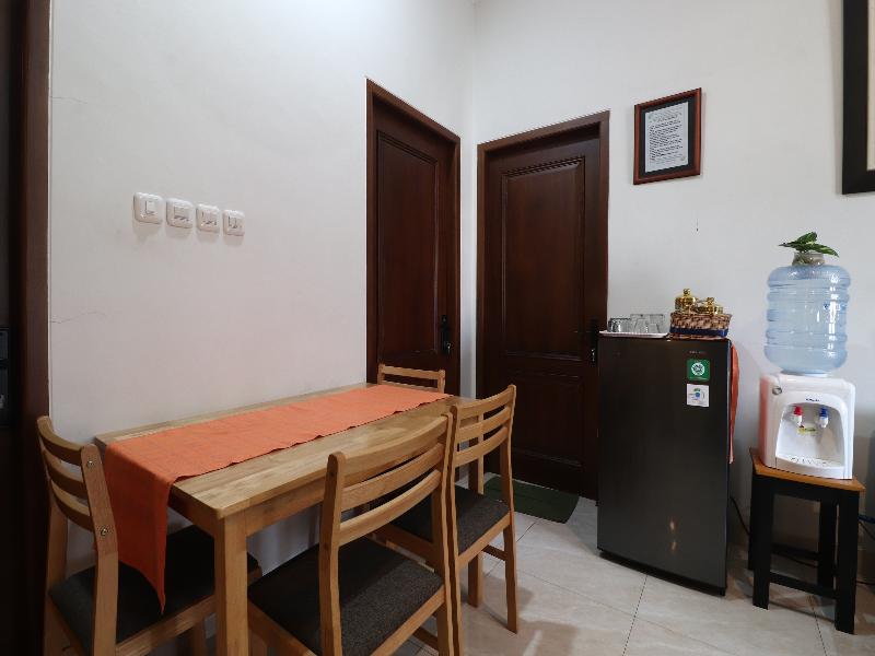Bisma Balcony Homestay By Zuzu image