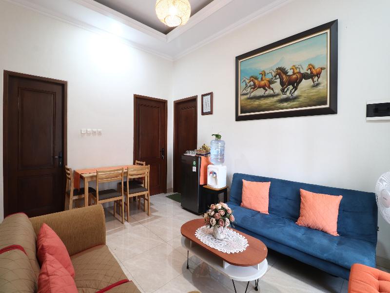 Bisma Balcony Homestay By Zuzu image