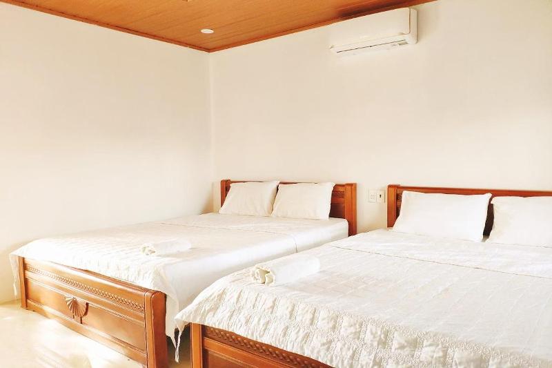 Hoang Sa Beach Healing Home By Zuzu image
