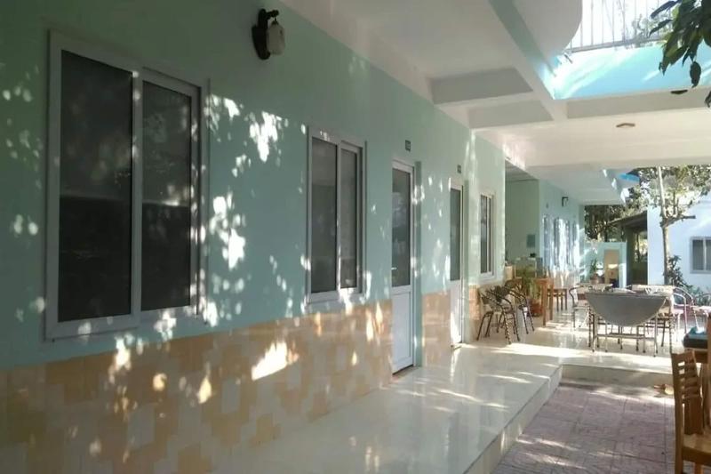 Hoang Sa Beach Healing Home By Zuzu image