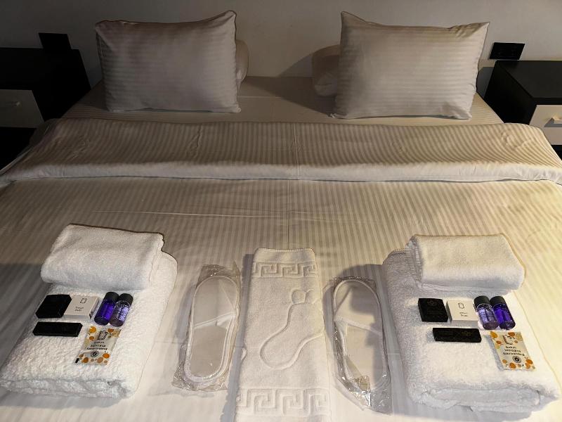 Mavilla Hotel image