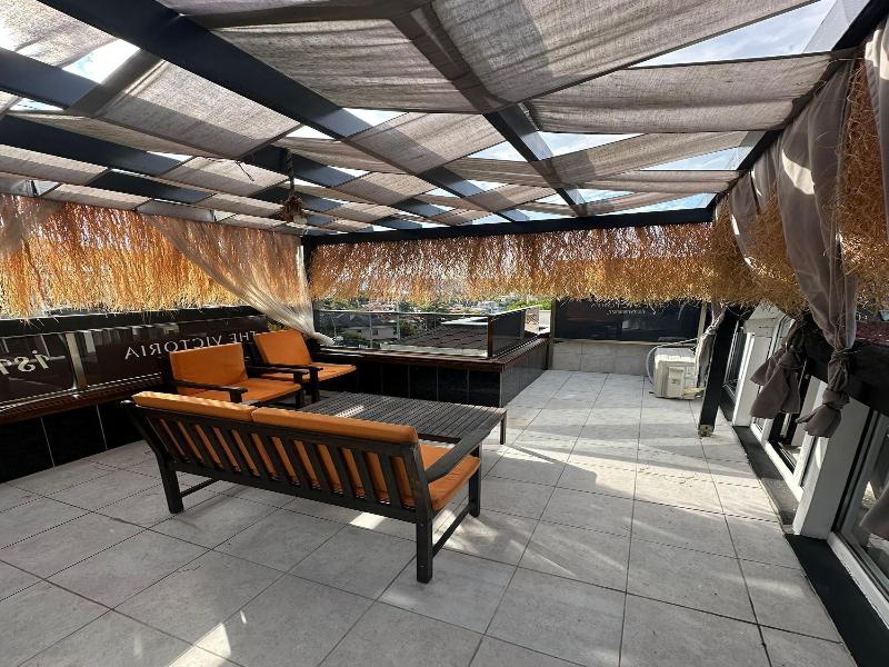 Mavilla Hotel image