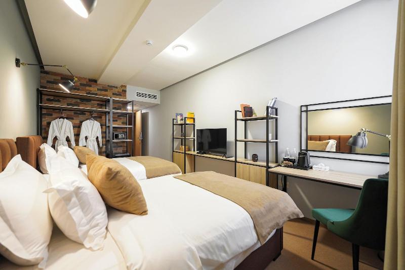 Felinger Hotel and SPA image