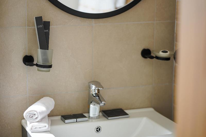 Felinger Hotel and SPA image