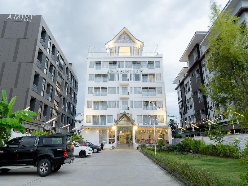 Arsh Boutique Hotel By Zuzu image