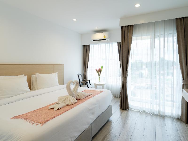 Arsh Boutique Hotel By Zuzu image
