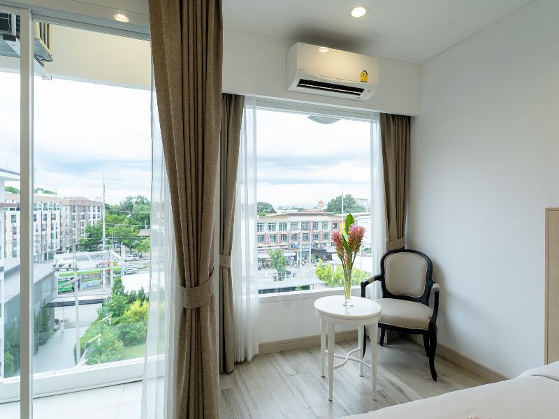 Arsh Boutique Hotel By Zuzu image