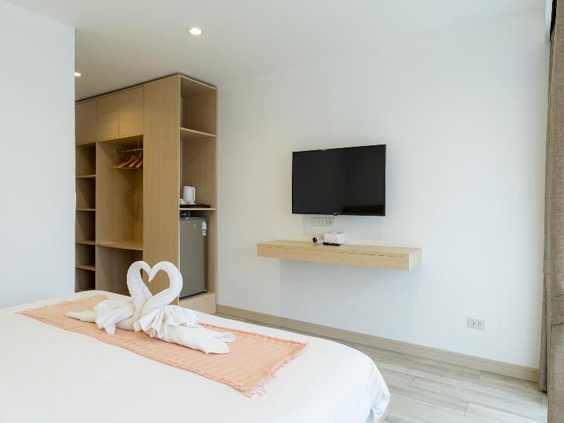 Arsh Boutique Hotel By Zuzu image