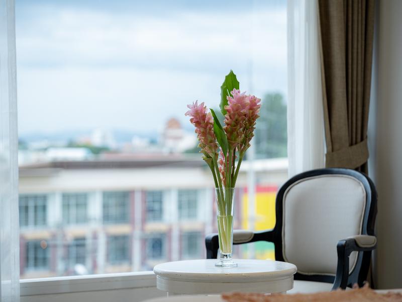 Arsh Boutique Hotel By Zuzu image