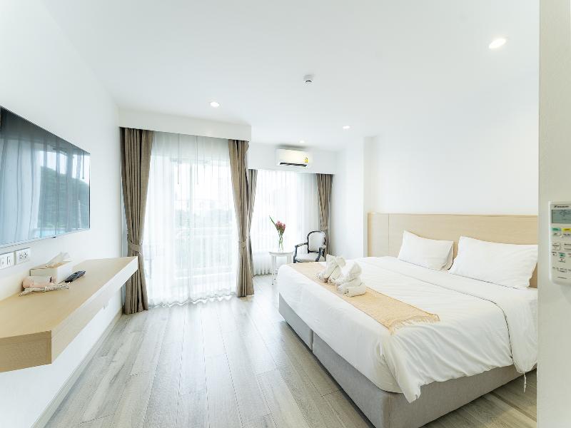 Arsh Boutique Hotel By Zuzu image
