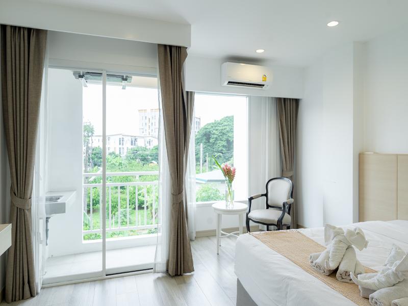 Arsh Boutique Hotel By Zuzu image