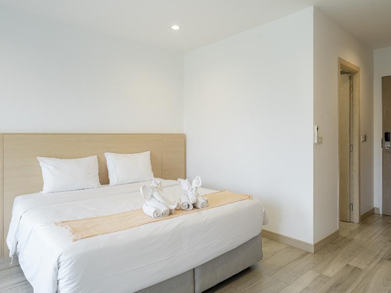 Arsh Boutique Hotel By Zuzu image