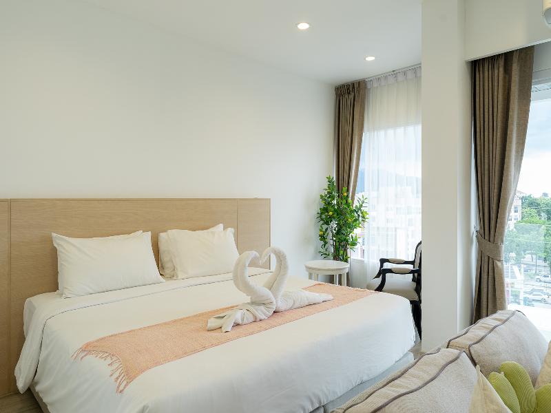 Arsh Boutique Hotel By Zuzu image