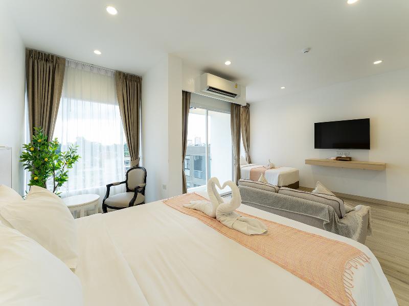 Arsh Boutique Hotel By Zuzu image