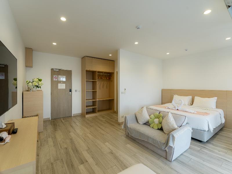 Arsh Boutique Hotel By Zuzu image