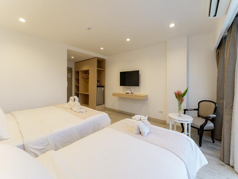 Arsh Boutique Hotel By Zuzu image