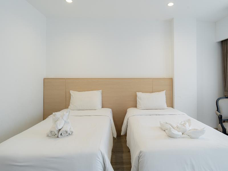 Arsh Boutique Hotel By Zuzu image