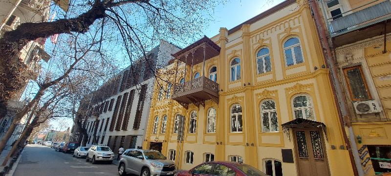 Makmani Hotel image