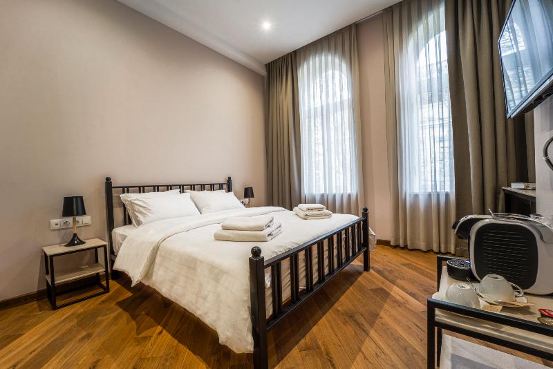 Makmani Hotel image