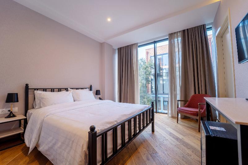 Makmani Hotel image