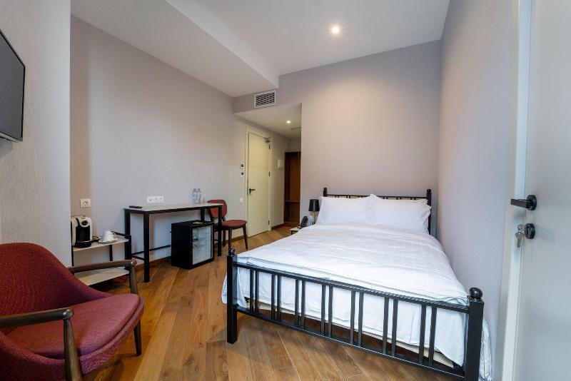 Makmani Hotel image