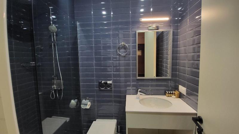 Makmani Hotel image