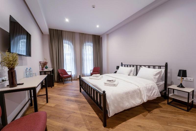 Makmani Hotel image