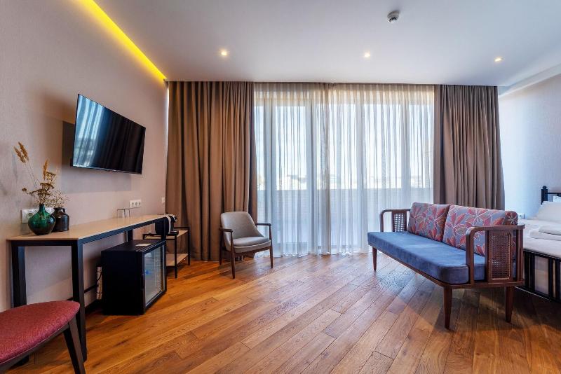 Makmani Hotel image