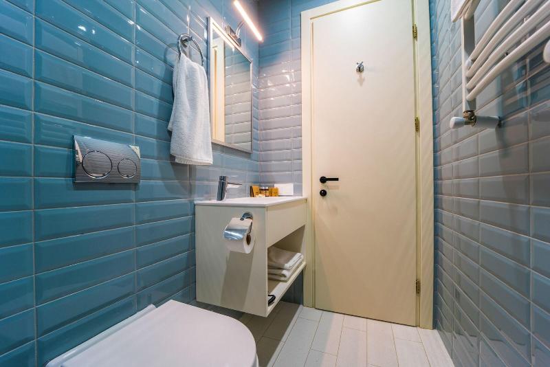 Makmani Hotel image