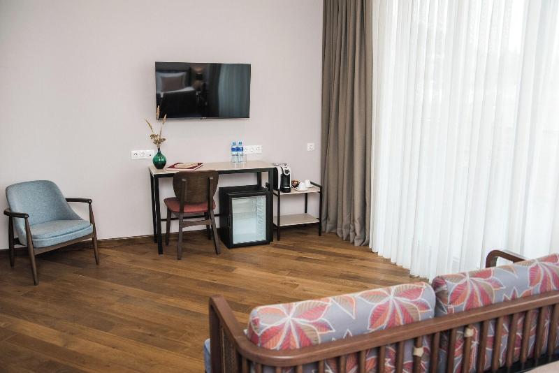 Makmani Hotel image