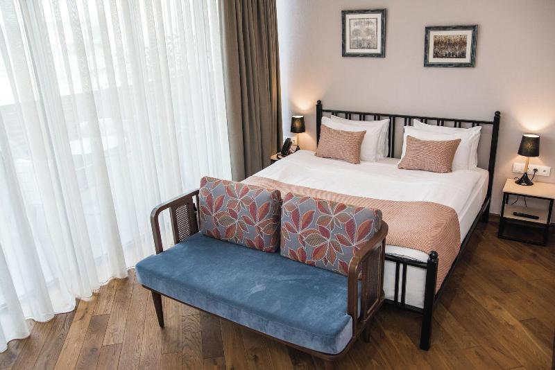 Makmani Hotel image