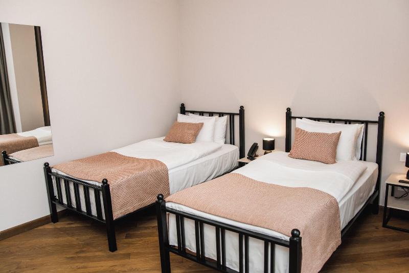 Makmani Hotel image