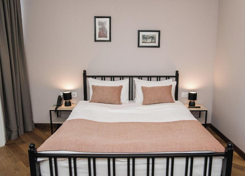 Makmani Hotel image