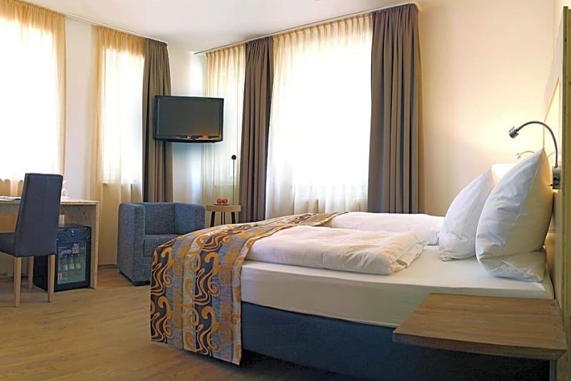 Brauhotel Gasthof Grosch image