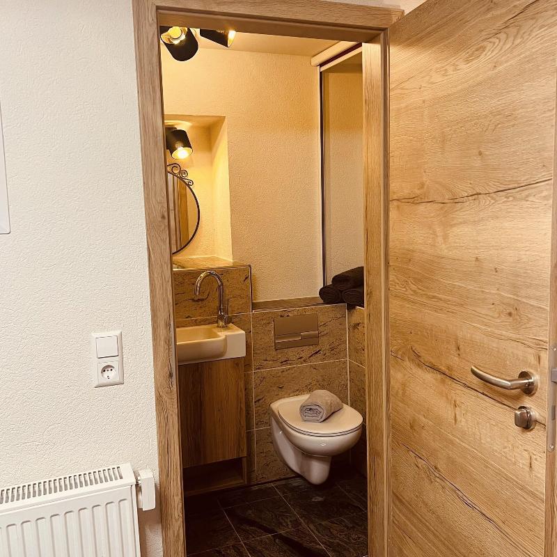 Rose Boardinghouse image