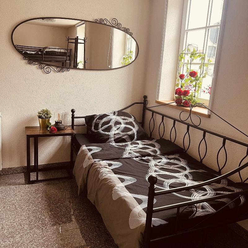 Rose Boardinghouse image