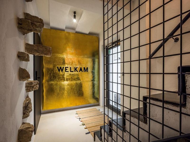 Welkam image